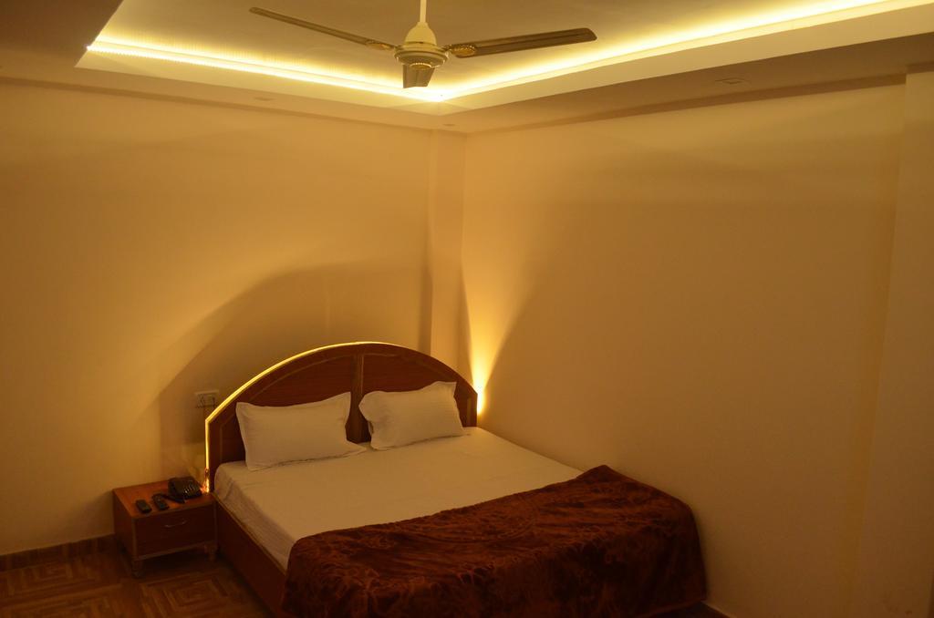 Assi River Guest House Varanasi Zimmer foto