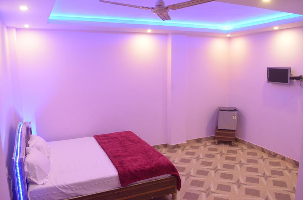 Assi River Guest House Varanasi Exterior foto